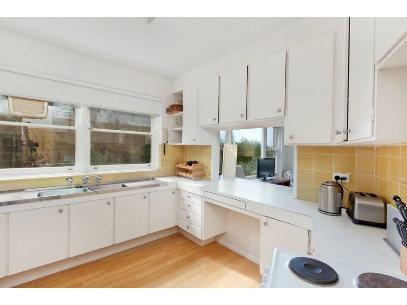 2/76 Lauderdale Avenue, Fairlight NSW 2094