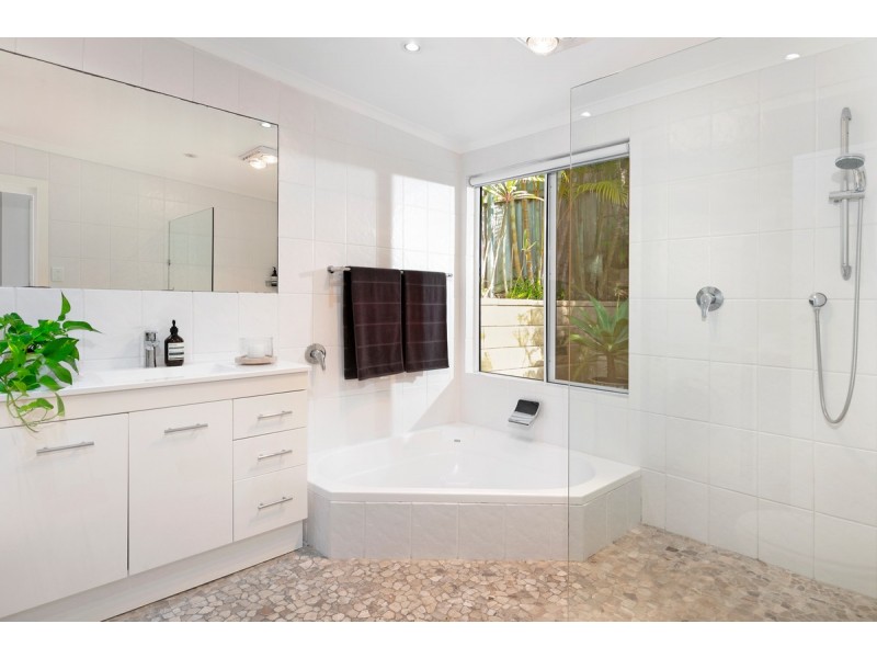 60 Cassia Street, Dee Why NSW 2099