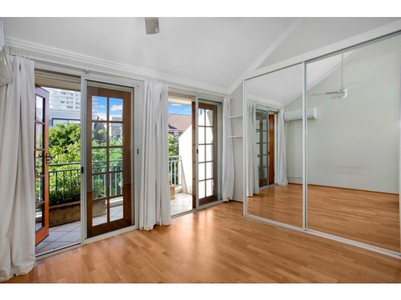 2/51 Pittwater Road, Manly NSW 2095