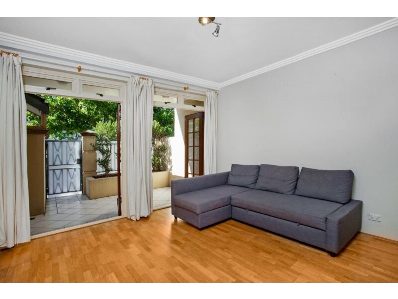 2/51 Pittwater Road, Manly NSW 2095