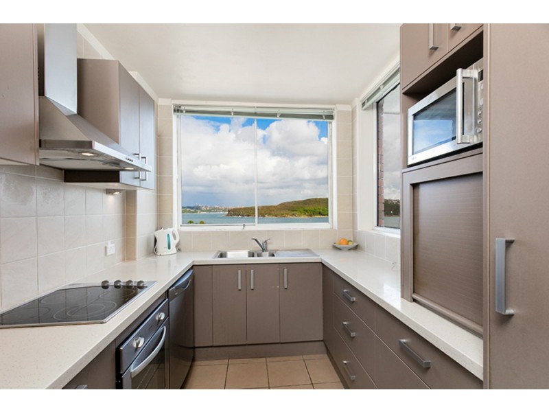 18/12 Cove Avenue, Manly NSW 2095