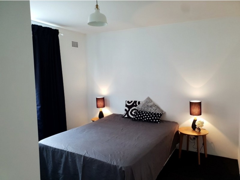 2/8 Campbell Parade, Manly Vale NSW 2093