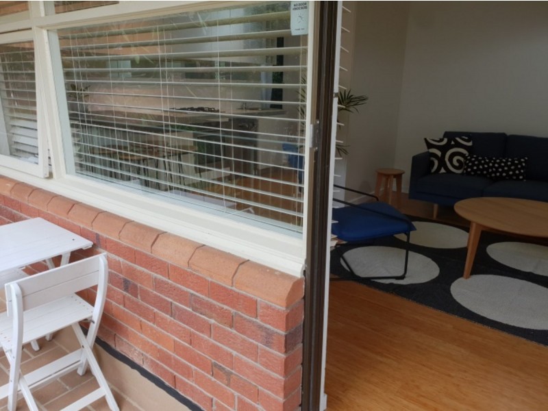 2/8 Campbell Parade, Manly Vale NSW 2093