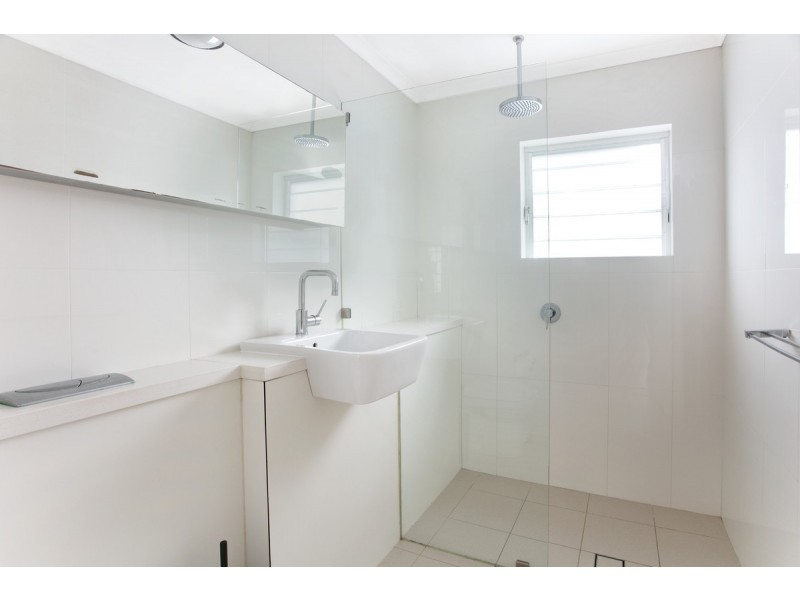 2/7 Parkview Road, Fairlight NSW 2094