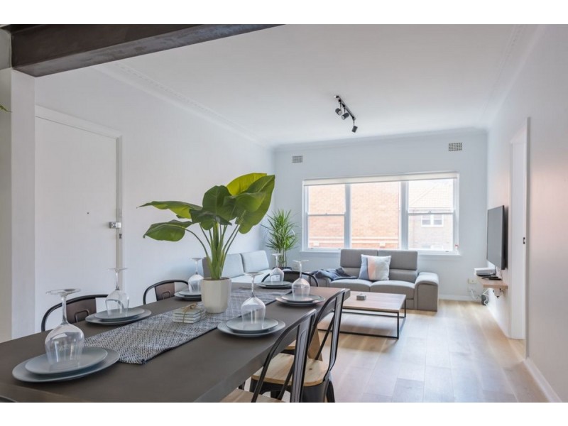 2/9 Griffin Street, Manly NSW 2095