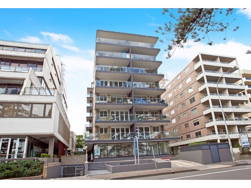 10/37 East Esplanade, Manly NSW 2095