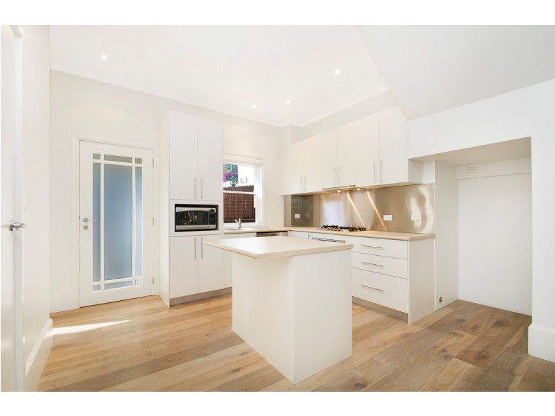 2/220 Sydney Road, Fairlight NSW 2094