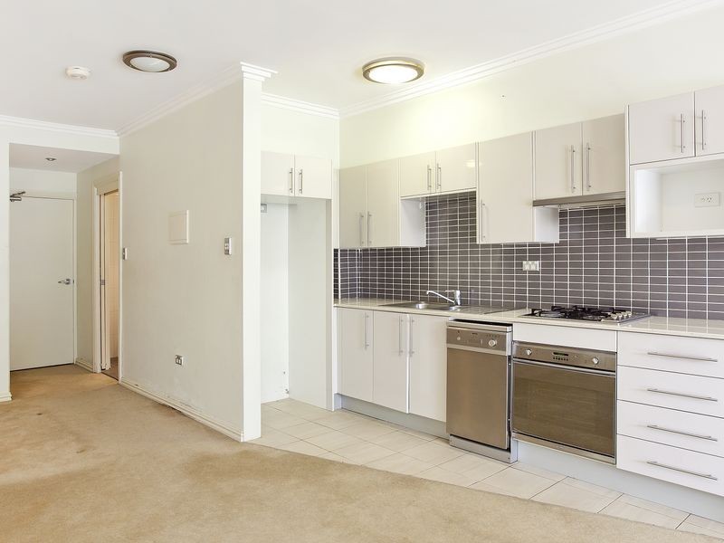 3/36-40 Old Pittwater Road, Brookvale NSW 2100