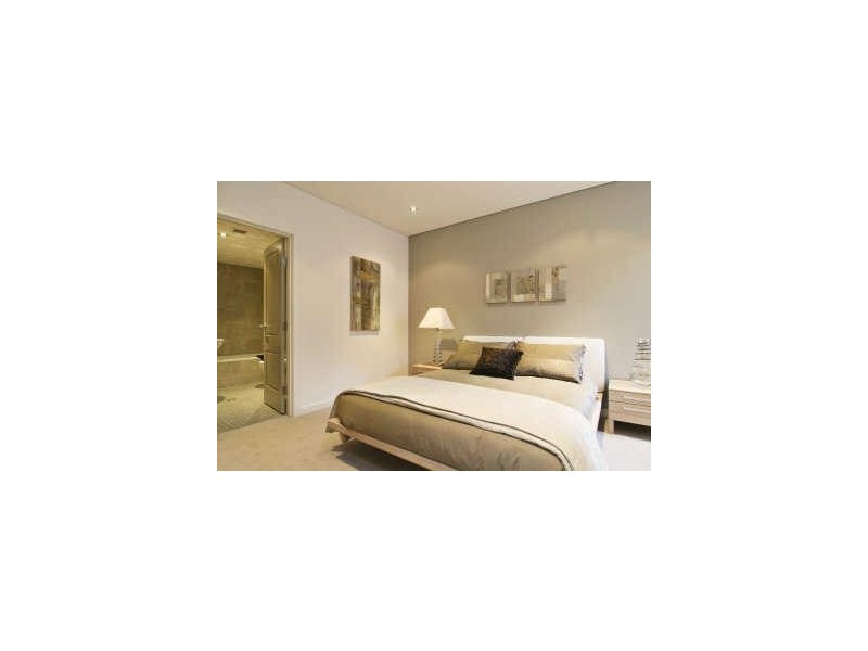 10/42 East Esplanade, Manly NSW 2095