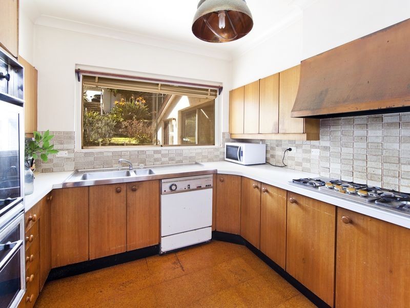 31 Fairlight Crescent, Fairlight NSW 2094