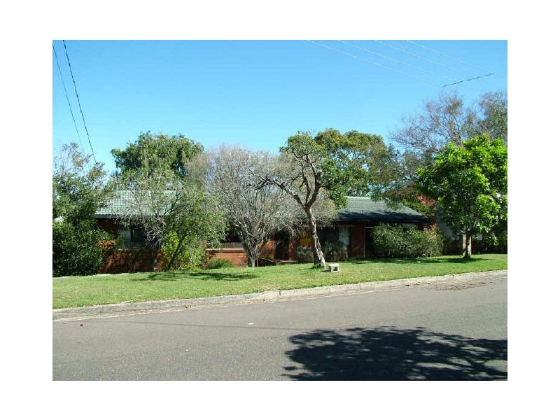 27 Tabalum Rd, Clontarf NSW 2093
