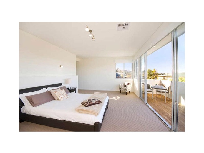 29 Pitt Road, North Curl Curl NSW 2099