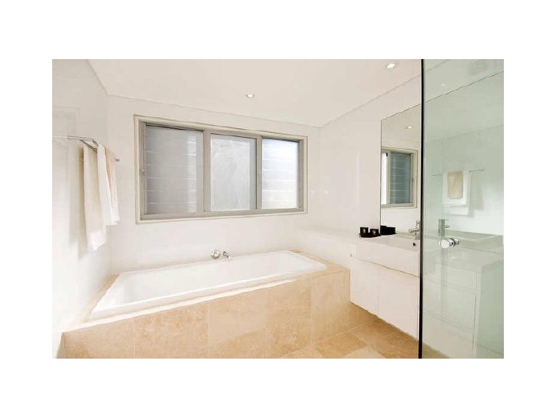 29 Pitt Road, North Curl Curl NSW 2099