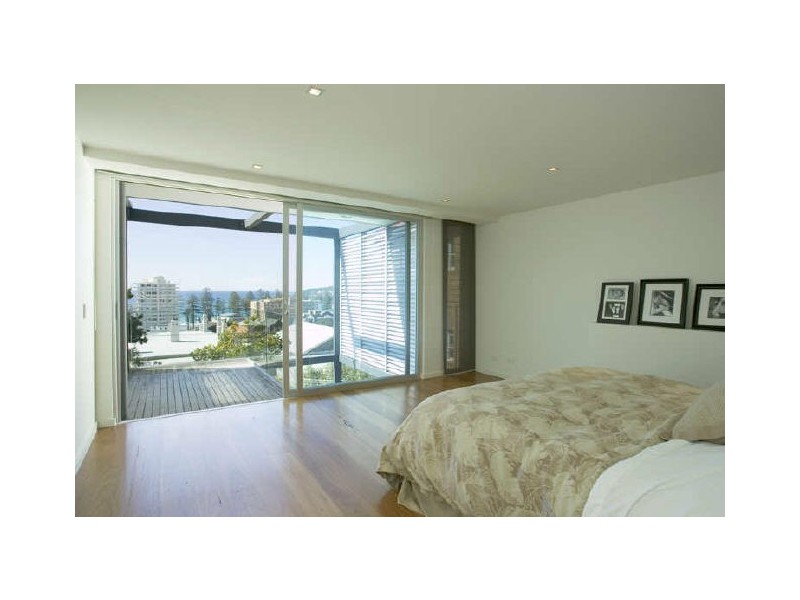 22 Ocean Road, Manly NSW 2095