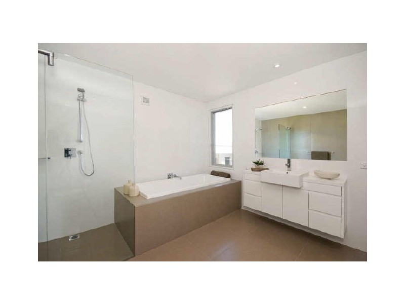 31 Pitt Road, North Curl Curl NSW 2099