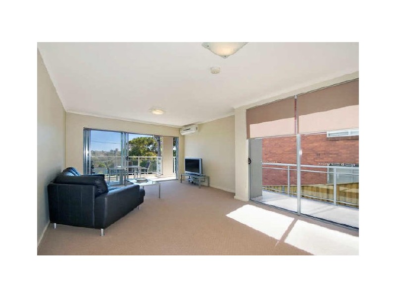 2/79 Queenscliff Road, Queenscliff NSW 2096