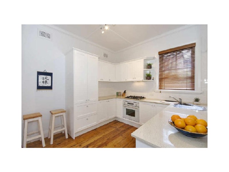 8A Ashburner Street, Manly NSW 2095