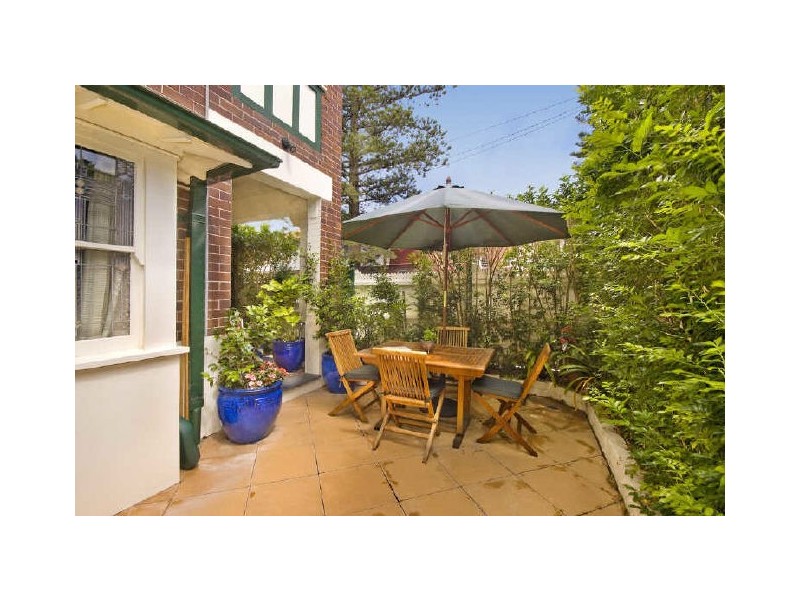 8A Ashburner Street, Manly NSW 2095
