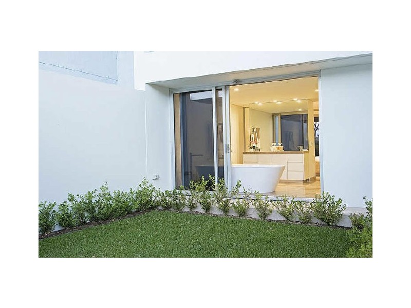 2/76-78 North Steyne, Manly NSW 2095