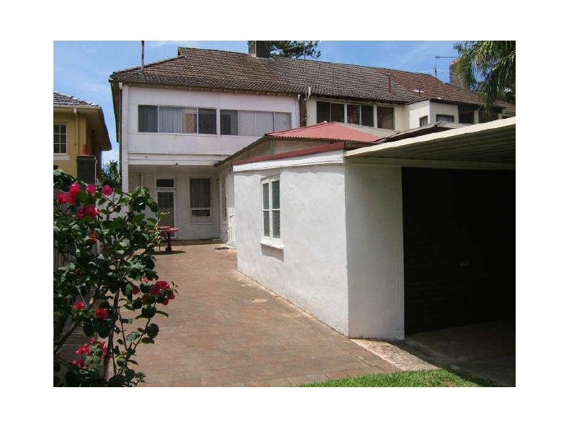 33 Pacific Street, Manly NSW 2095