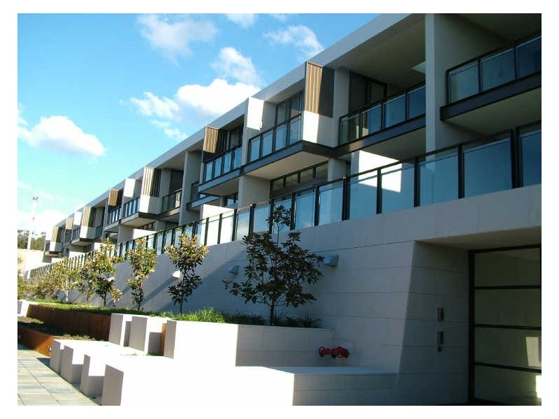 18/2 Cerretti Crescent, Manly NSW 2095