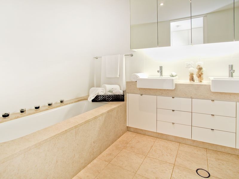 18/2 Cerretti Crescent, Manly NSW 2095