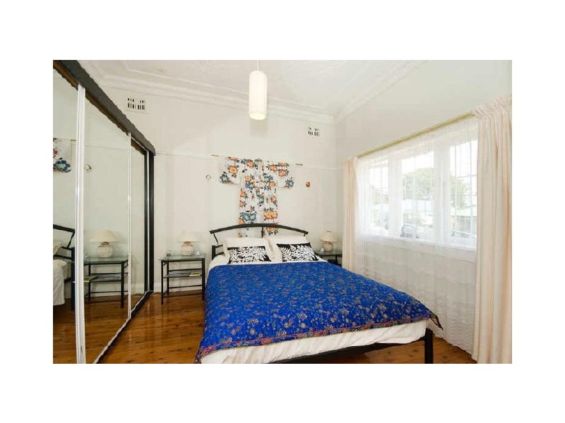 19 Sunshine Street, Manly Vale NSW 2093