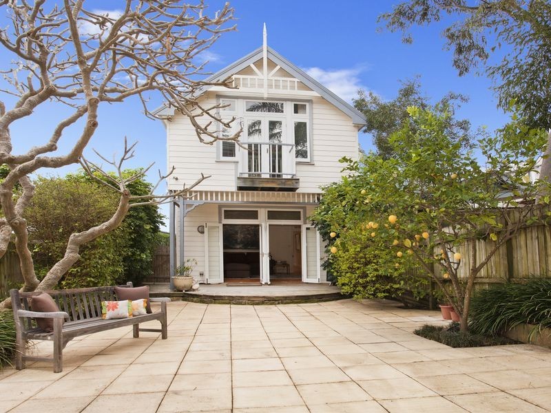 91 Stuart Street, Manly NSW 2095
