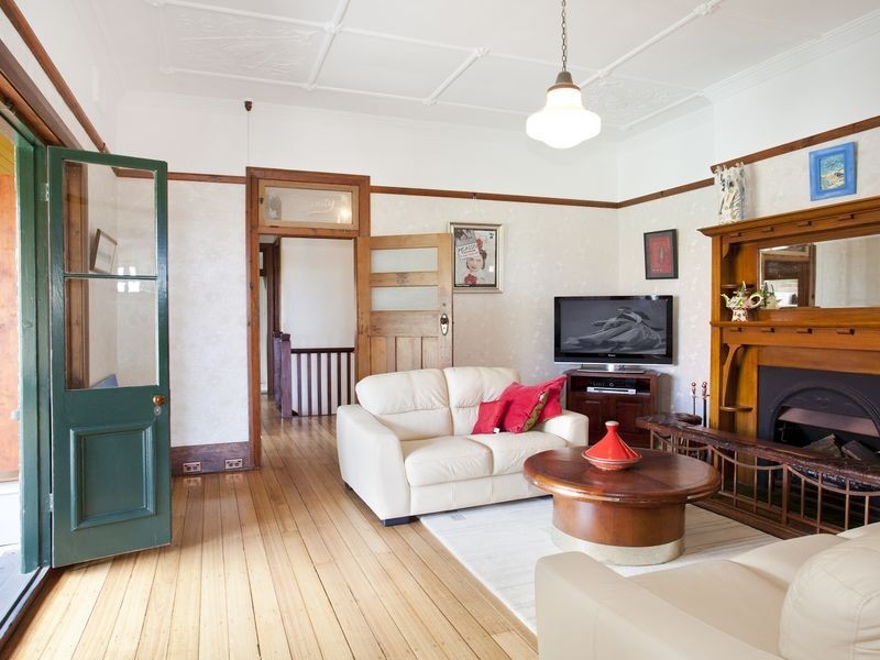 8 Parkview Road, Fairlight NSW 2094