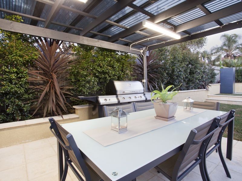 83 Consul Road North, Narraweena NSW 2099