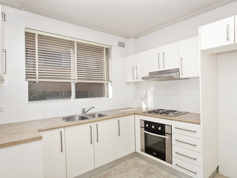 8/99 Pacific Parade, Dee Why NSW 2099
