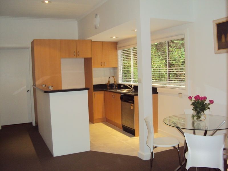 4/80 West Esplanade (Enter lower Gilbert St), Manly NSW 2095