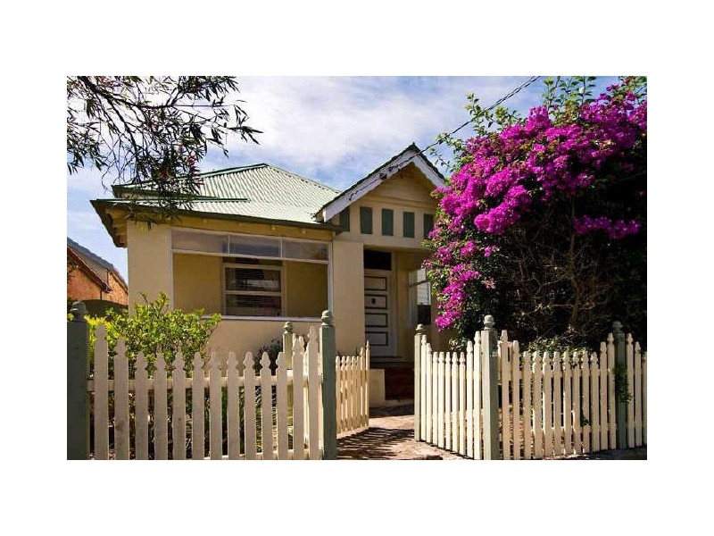 62 Birkley Rd, Manly NSW 2095