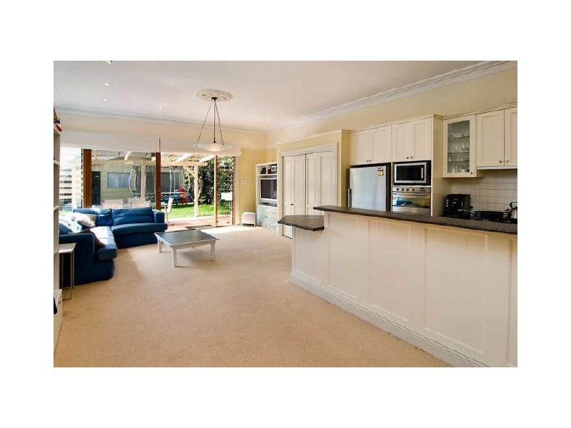 62 Birkley Rd, Manly NSW 2095