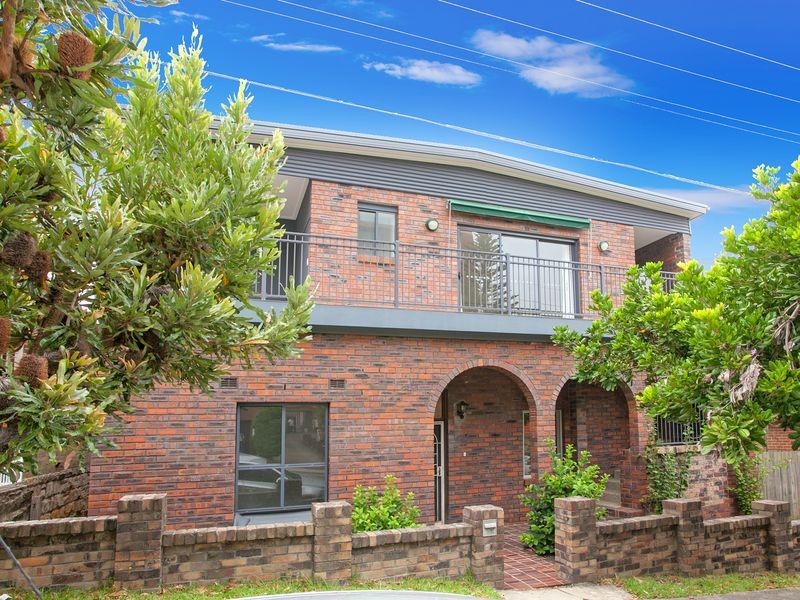 2/12 Laurence Street, Fairlight NSW 2094