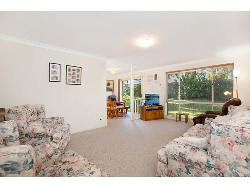 4 Wingfield Street, Windermere Park NSW 2264