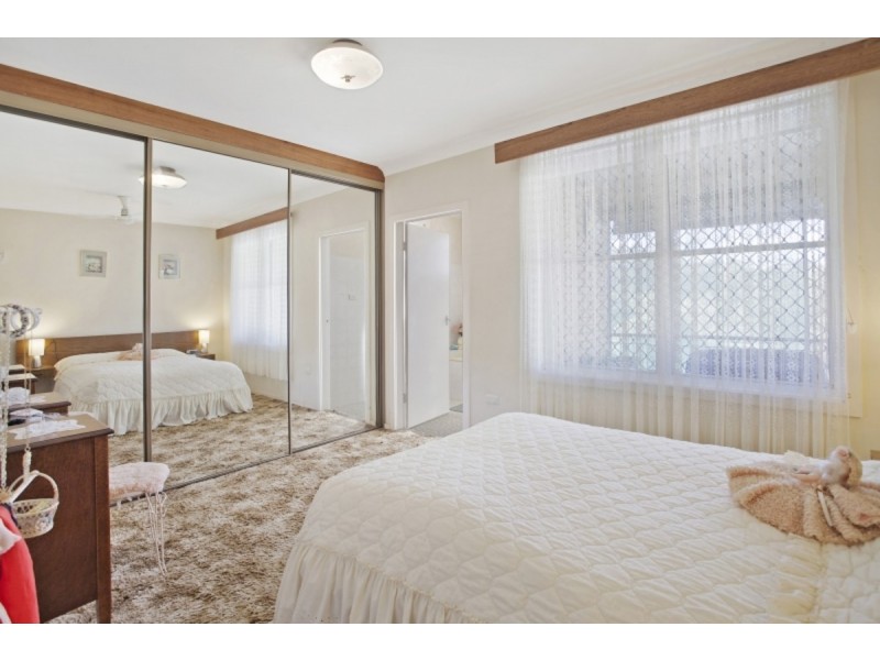 2 Norman Avenue, Sunshine NSW 2264