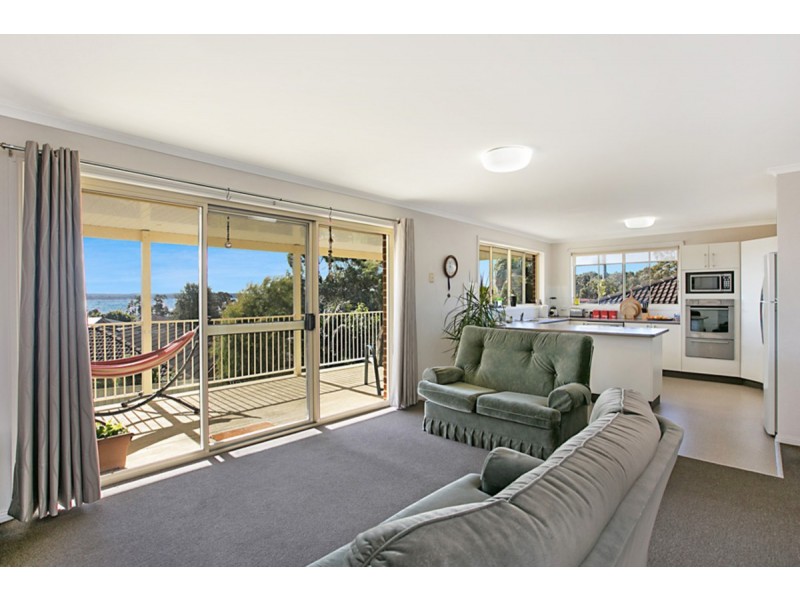 75 Regent Street, Bonnells Bay NSW 2264