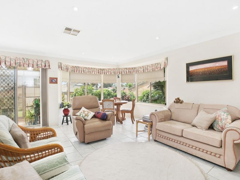 186 Grand Parade, Bonnells Bay NSW 2264