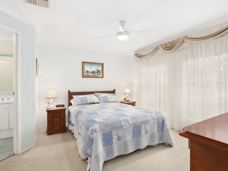 186 Grand Parade, Bonnells Bay NSW 2264