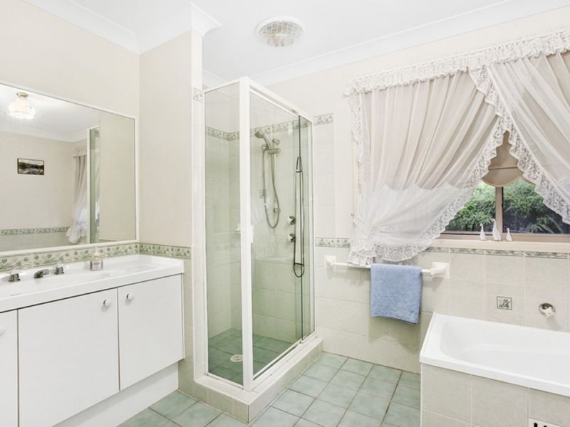 186 Grand Parade, Bonnells Bay NSW 2264