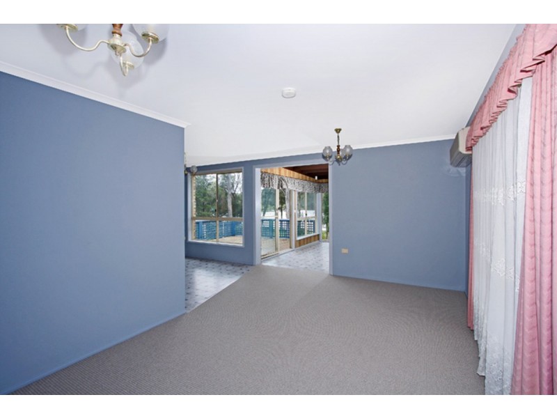 12 Rhodes Parade, Windermere Park NSW 2264