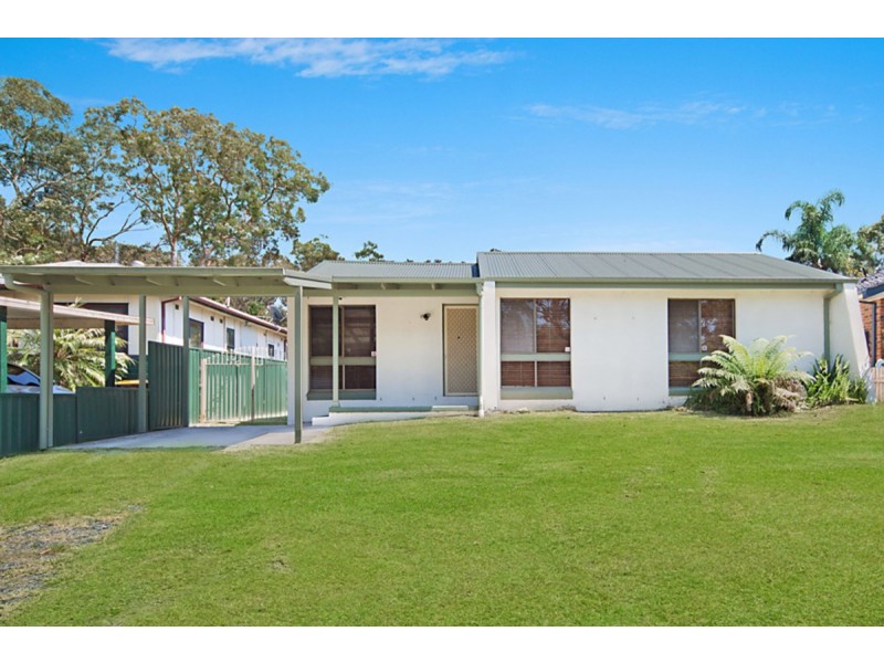 9 Grant Street, Windermere Park NSW 2264