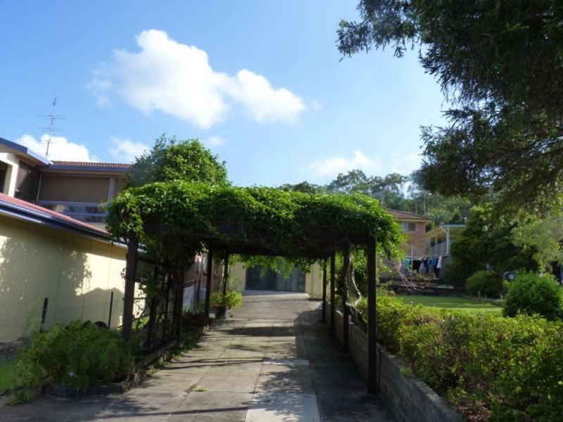 2a Norman Avenue, Sunshine NSW 2264