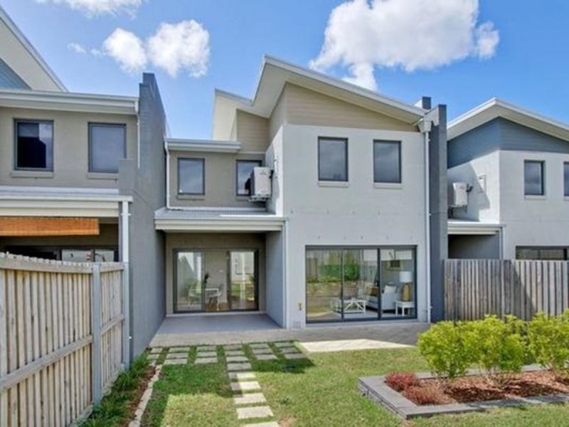 20 Edgewater Drive, Morisset Park NSW 2264