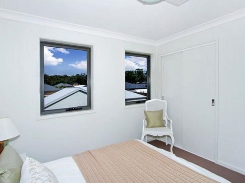 20 Edgewater Drive, Morisset Park NSW 2264