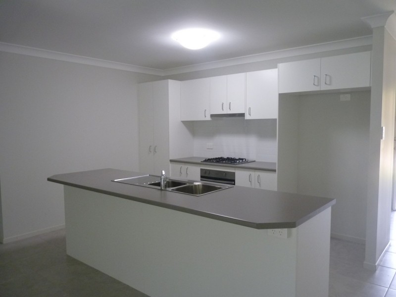 6 Kokoda Road, Morisset NSW 2264