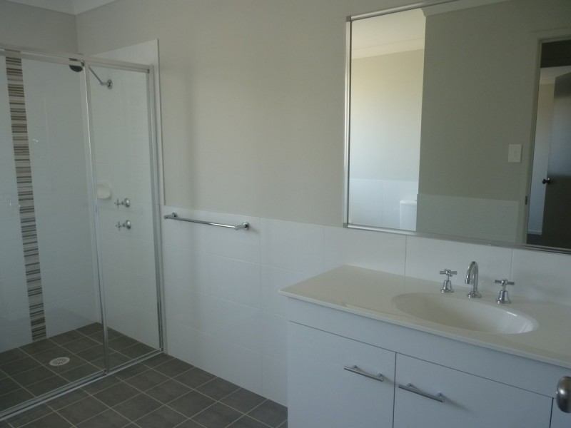 6 Kokoda Road, Morisset NSW 2264