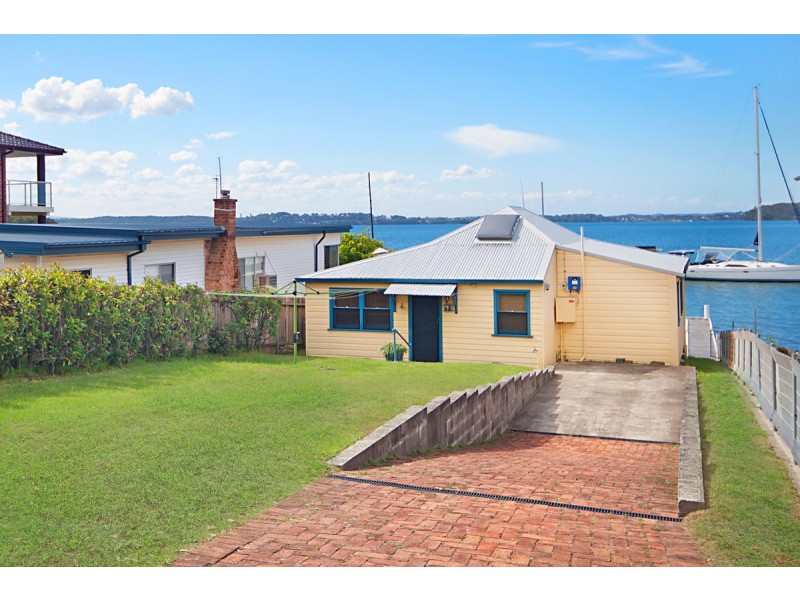 43 Sunshine Parade, Sunshine NSW 2264