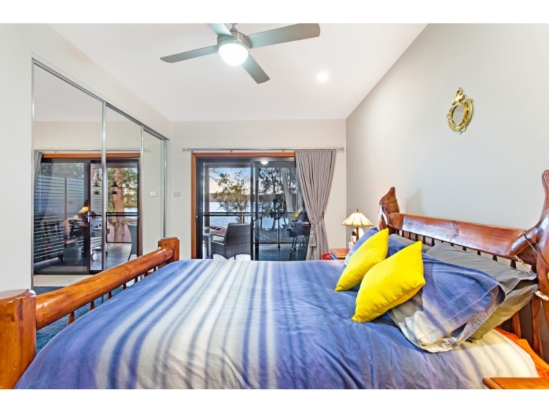 92 Noamunga Crescent, Gwandalan NSW 2259